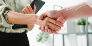 10 Teknik Closing Deal Properti Profesional